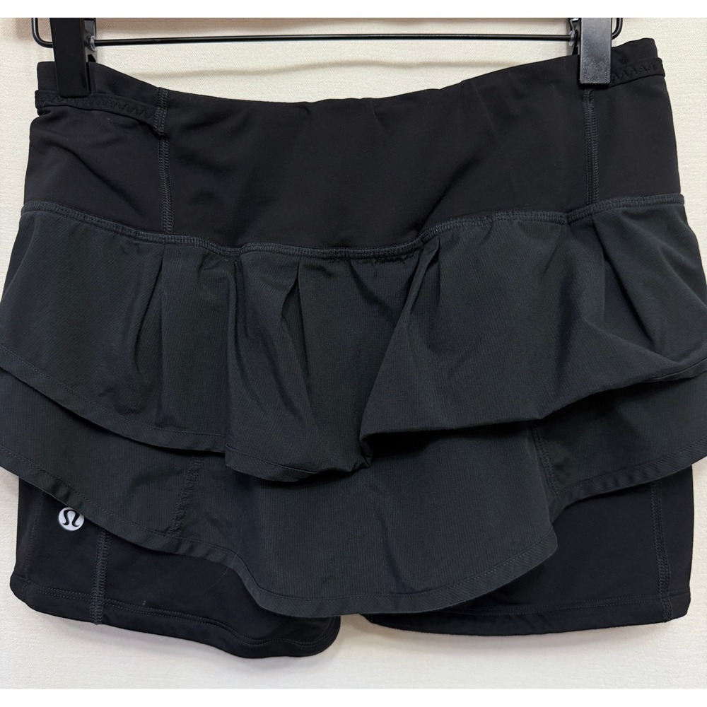 Lululemon Black Tiered Ruffle Running Skort Compression Liner Zip Pocket Size 4
